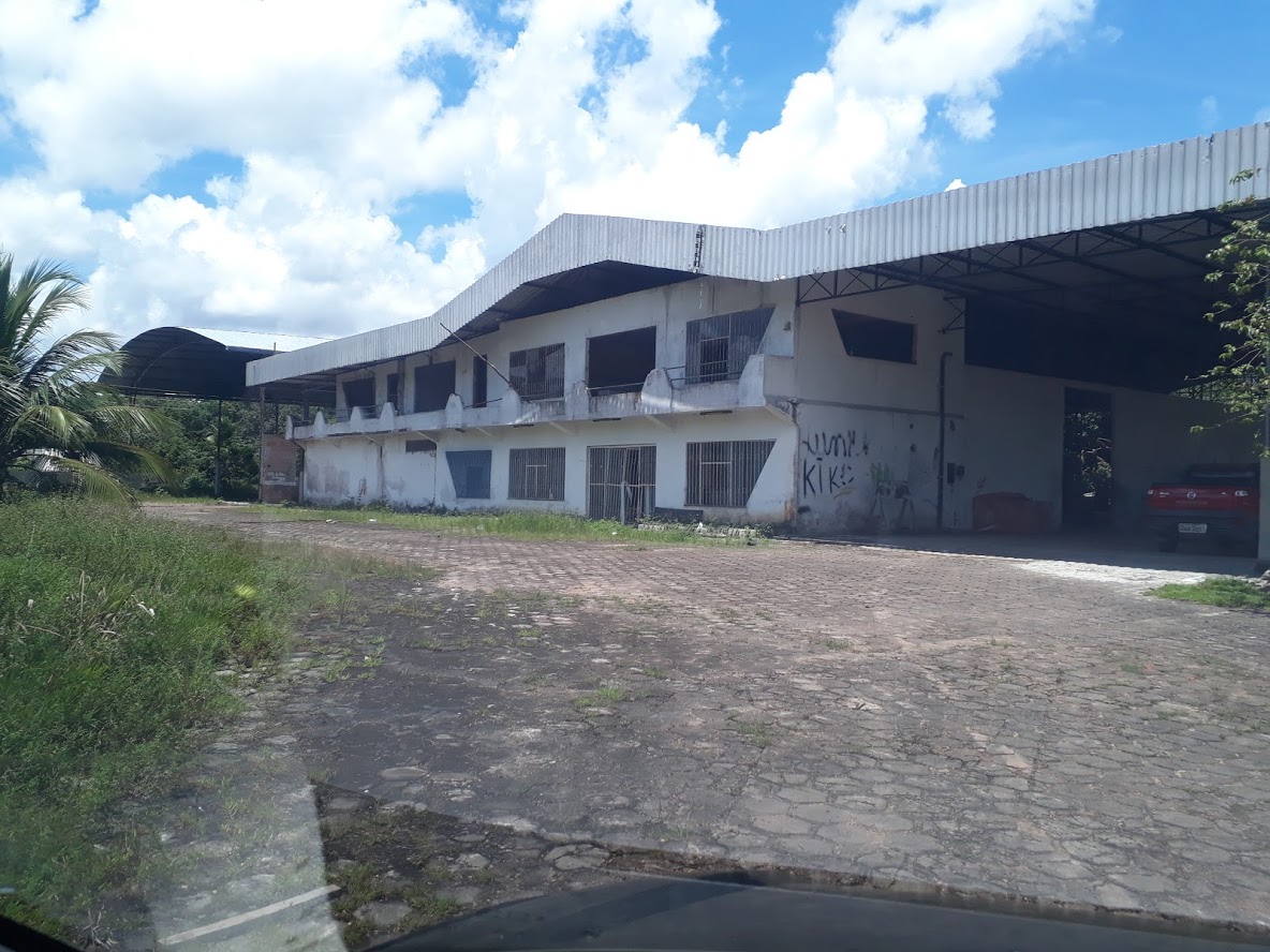 Estaleiro com 23.000²